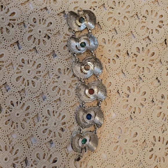 Sarah Coventry Vintage Chunky Lucite Cobachon Cuff Bracelet - Picture 8 of 11